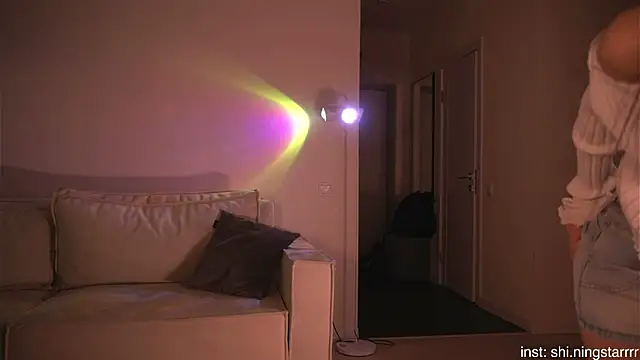 Snapshot of alittlestarrr chatting on 03/13/25, 08:54 alittlestarrr online show from 03/13/25, 08:54