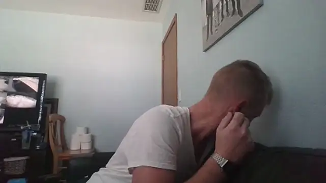 Snapshot of bjay1210 chatting on 02/23/26, 06:05 bjay1210 online show from 02/23/26, 06:05