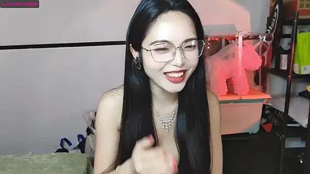 Snapshot of diandian-866 chatting on 02/17/25, 12:10 diandian-866 online show from 02/17/25, 12:10