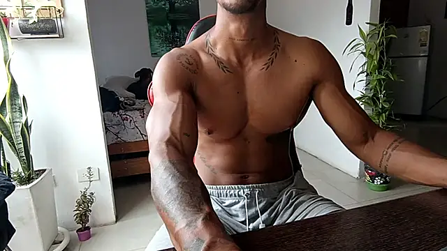 Adam Valenciia online show from 04/08/26, 04:40