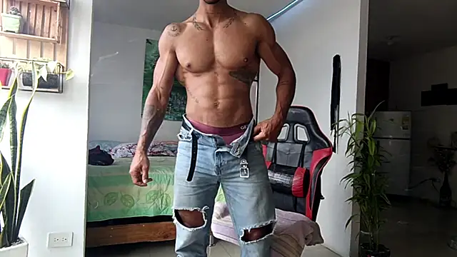 Adam Valenciia online show from 04/23/26, 04:53