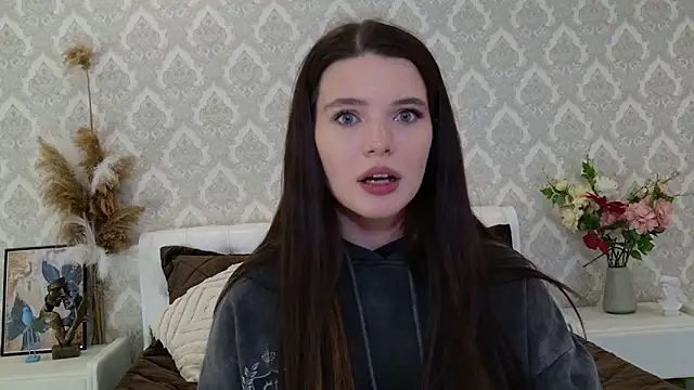 Nellie Medina online show from 01/08/25, 12:38