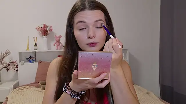 Nellie Medina online show from 10/02/25, 09:22