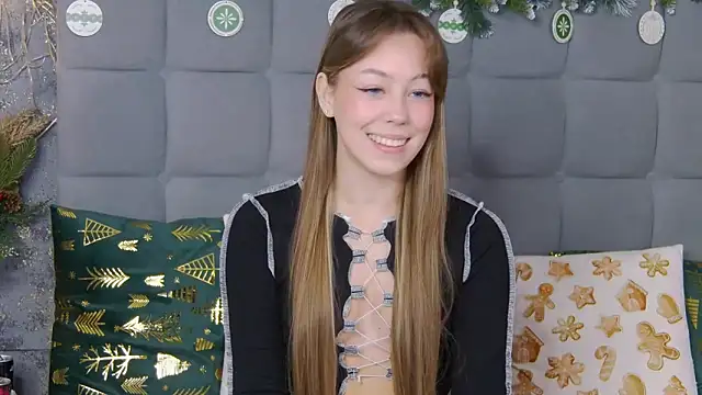 Snapshot of TheEmma chatting on 01/18/26, 10:30 TheEmma online show from 01/18/26, 10:30