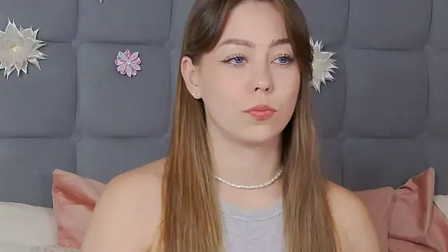 TheEmma online show from 07/25/26, 04:26