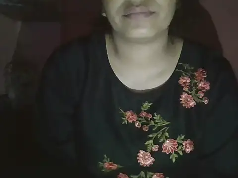 Snapshot of Hot-shanvi chatting on 10/26/25, 12:38 Hot-shanvi online show from 10/26/25, 12:38