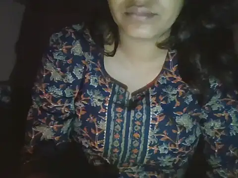 Hot-shanvi online show from 11/17/25, 10:59