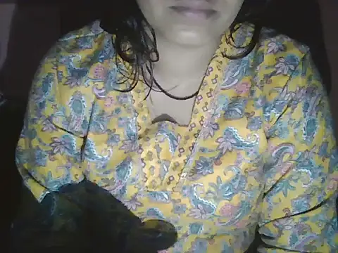 Hot-shanvi online show from 02/17/26, 11:11