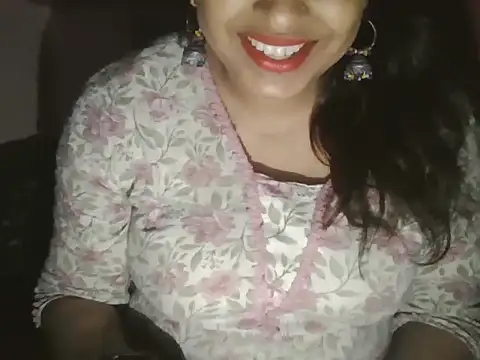 Snapshot of Hot-shanvi chatting on 04/30/26, 11:42 Hot-shanvi online show from 04/30/26, 11:42