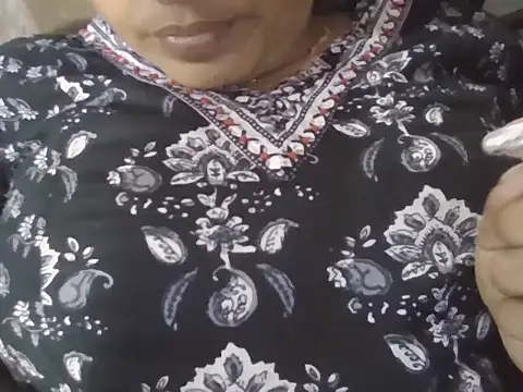 Snapshot of Hot-shanvi chatting on 07/29/26, 11:41 Hot-shanvi online show from 07/29/26, 11:41