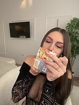 claraxjoyy online show from 02/10/26, 05:44