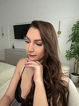 claraxjoyy online show from 04/17/26, 05:43