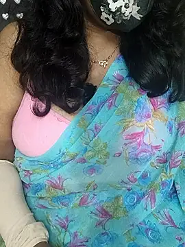 Snapshot of Rathi22 chatting on 01/12/26, 12:27 Rathi22 online show from 01/12/26, 12:27