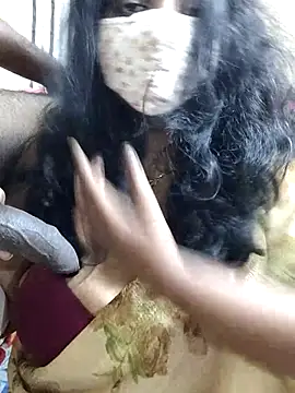 Snapshot of Rathi22 chatting on 02/10/26, 02:32 Rathi22 online show from 02/10/26, 02:32