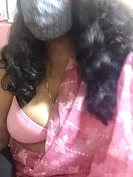 Snapshot of Rathi22 chatting on 03/09/26, 02:43 Rathi22 online show from 03/09/26, 02:43