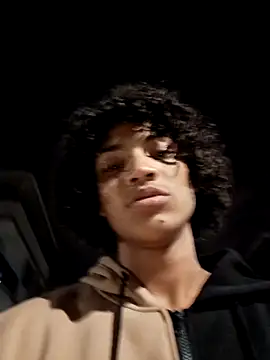 Snapshot of -Damian_Caliente- chatting on 01/08/25, 07:03 -Damian Caliente- online show from 01/08/25, 07:03