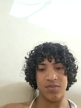 Snapshot of -Damian_Caliente- chatting on 01/10/25, 01:21 -Damian Caliente- online show from 01/10/25, 01:21