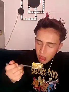 Snapshot of Lian_Noath chatting on 01/16/25, 11:26 Lian Noath online show from 01/16/25, 11:26