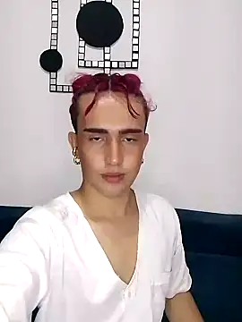 Snapshot of Lian_Noath chatting on 02/26/25, 11:04 Lian Noath online show from 02/26/25, 11:04