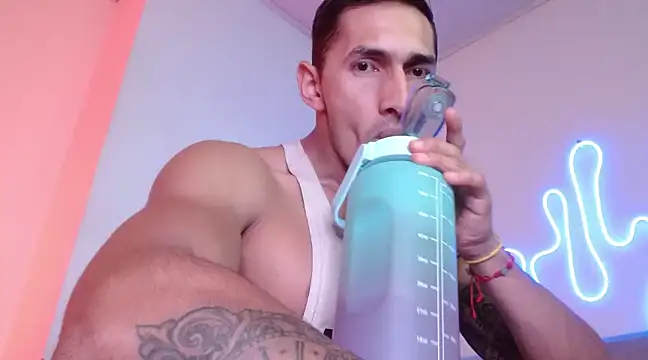 Snapshot of Joylopez_fit chatting on 01/15/25, 12:36 Joylopez fit online show from 01/15/25, 12:36