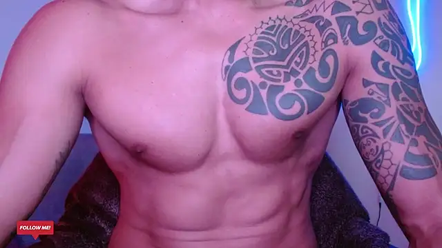 Snapshot of Joylopez_fit chatting on 02/16/25, 04:32 Joylopez fit online show from 02/16/25, 04:32