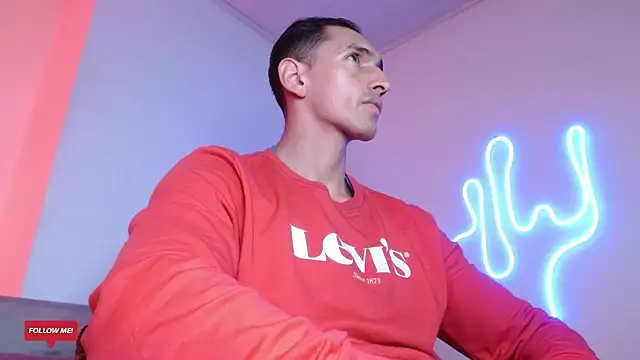 Snapshot of Joylopez_fit chatting on 02/17/25, 02:15 Joylopez fit online show from 02/17/25, 02:15