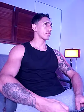 Snapshot of Joylopez_fit chatting on 11/18/25, 12:42 Joylopez fit online show from 11/18/25, 12:42