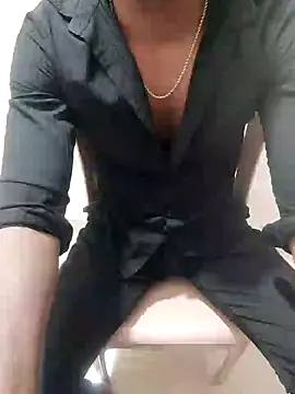 Snapshot of hot_boy_dic chatting on 01/19/25, 12:50 hot boy dic online show from 01/19/25, 12:50