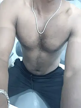 Snapshot of hot_boy_dic chatting on 12/04/25, 03:10 hot boy dic online show from 12/04/25, 03:10