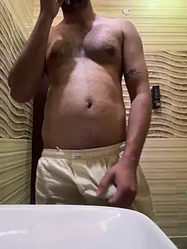 skyisthelimit12 online show from 03/18/25, 02:36