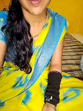 lovelygirl4567 online show from 03/18/25, 05:10