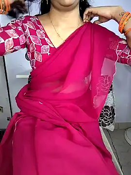 lovelygirl4567 online show from 11/06/25, 07:31