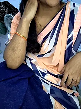 lovelygirl4567 online show from 12/02/25, 04:35