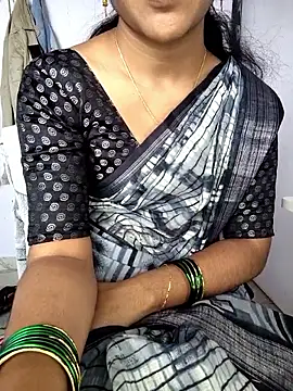 lovelygirl4567 online show from 12/04/25, 06:34