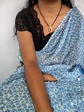 lovelygirl4567 online show from 03/17/26, 05:11