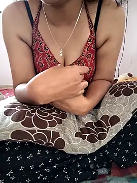 lovelygirl4567 online show from 04/07/26, 05:30