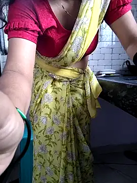 lovelygirl4567 online show from 07/22/26, 05:21