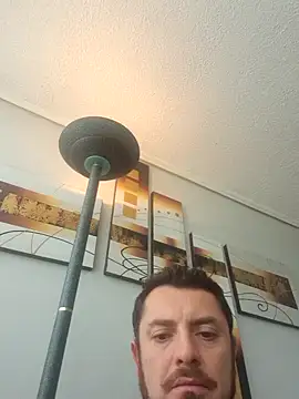 andy80111 online show from 11/07/25, 07:03