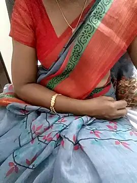 Snapshot of Tamil_Vishalini chatting on 01/05/25, 09:14 Tamil Vishalini online show from 01/05/25, 09:14