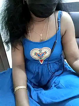 Snapshot of Tamil_Vishalini chatting on 01/14/25, 04:40 Tamil Vishalini online show from 01/14/25, 04:40