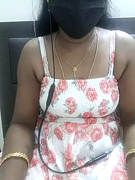 Snapshot of Tamil_Vishalini chatting on 02/21/25, 05:31 Tamil Vishalini online show from 02/21/25, 05:31