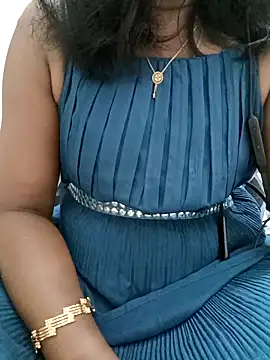 Snapshot of Tamil_Vishalini chatting on 09/19/25, 06:04 Tamil Vishalini online show from 09/19/25, 06:04