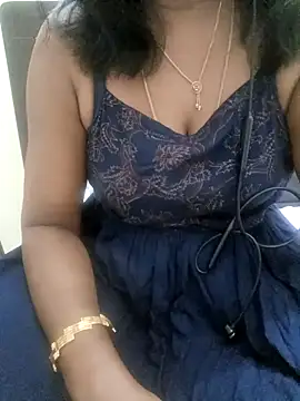 Snapshot of Tamil_Vishalini chatting on 09/28/25, 10:26 Tamil Vishalini online show from 09/28/25, 10:26