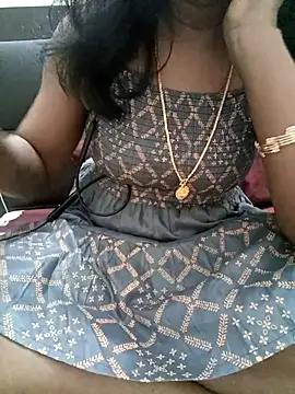 Tamil Vishalini online show from 11/26/25, 10:05