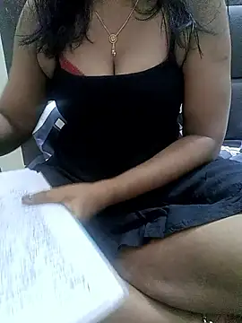 Tamil Vishalini online show from 04/04/26, 04:33