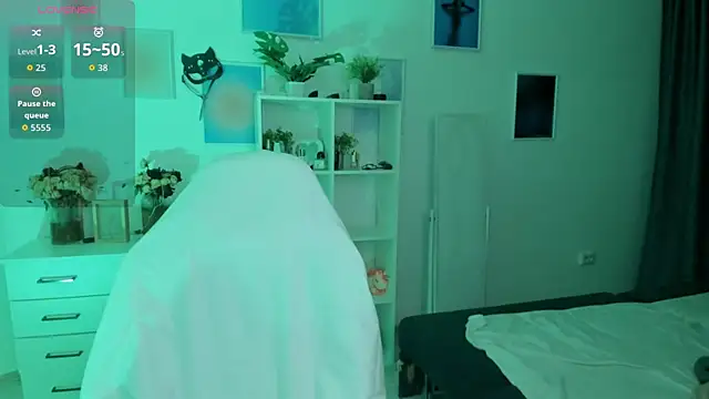 Snapshot of MiaVixxen chatting on 10/06/25, 03:26 MiaVixxen online show from 10/06/25, 03:26