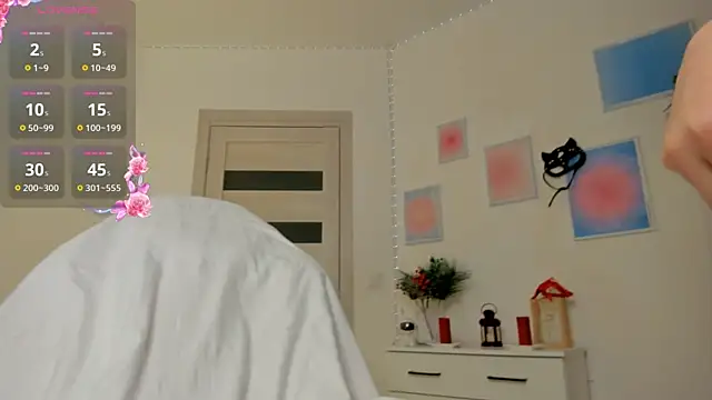 Snapshot of MiaVixxen chatting on 11/11/25, 05:18 MiaVixxen online show from 11/11/25, 05:18