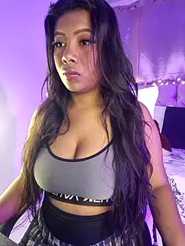 Snapshot of PaulaOrtiz_1 chatting on 11/03/25, 11:55 PaulaOrtiz 1 online show from 11/03/25, 11:55