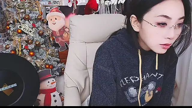 xiaotiantian-76 online show from 12/19/25, 02:18