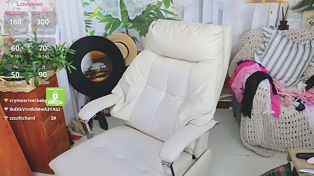 xiaotiantian-76 online show from 04/22/26, 02:58